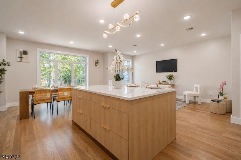 393 Myrtle Avenue Irvington NJ 07111