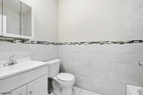 117 Cross Street Harrison NJ 07029