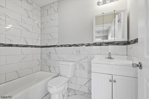 117 Cross Street Harrison NJ 07029