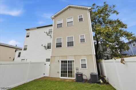 117 Cross Street Harrison NJ 07029