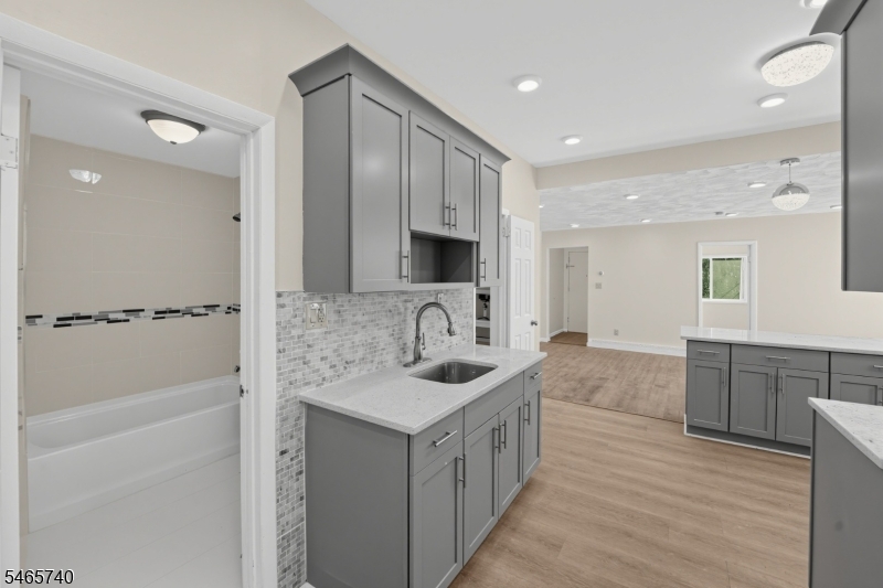 29 Goodwin Avenue Newark NJ 07112