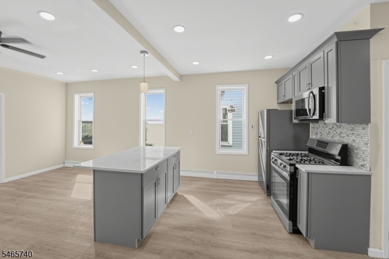 29 Goodwin Avenue Newark NJ 07112