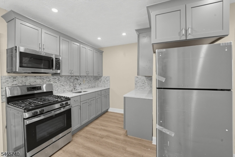 29 Goodwin Avenue Newark NJ 07112