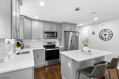 1652 Park Street Rahway NJ 07065