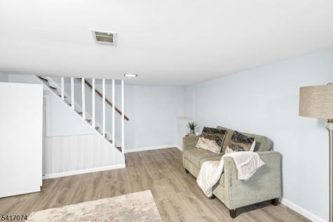 1652 Park Street Rahway NJ 07065