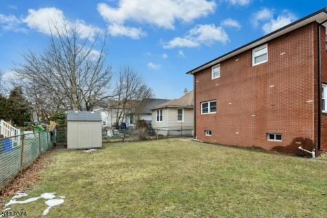 1652 Park Street Rahway NJ 07065