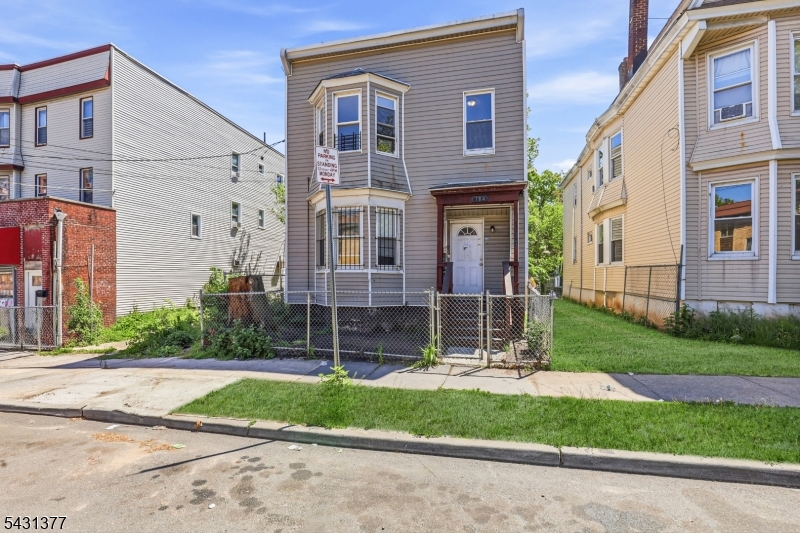184 W Runyon Street Newark NJ 07108