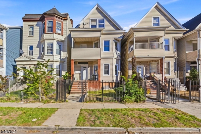 196 Fairmount Avenue Newark NJ 07103