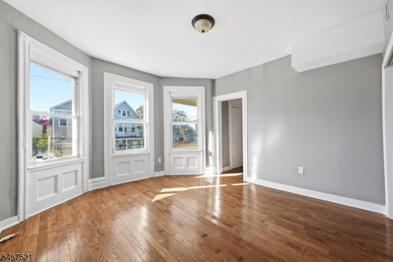 196 Fairmount Avenue Newark NJ 07103