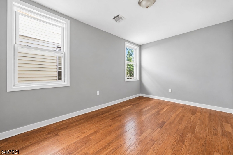196 Fairmount Avenue Newark NJ 07103
