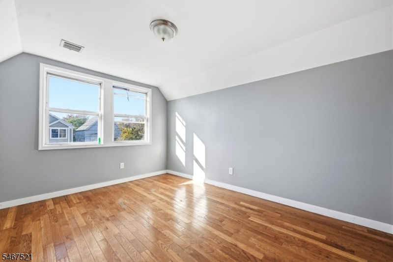 196 Fairmount Avenue Newark NJ 07103
