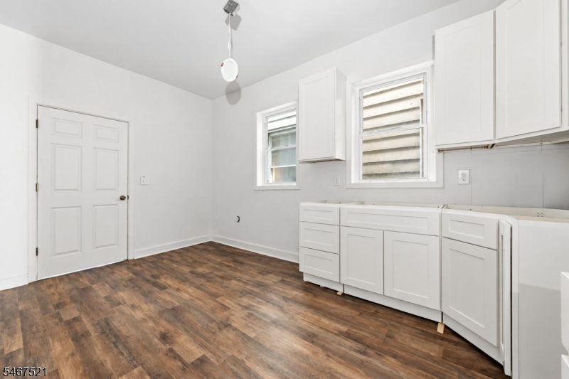 196 Fairmount Avenue Newark NJ 07103