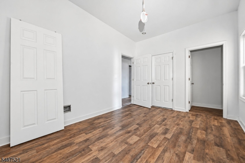 196 Fairmount Avenue Newark NJ 07103