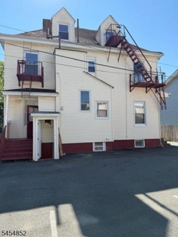 23 Washington Terrace East Orange NJ 07017