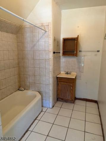 23 Washington Terrace East Orange NJ 07017