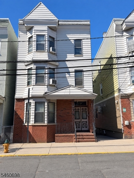 76 Ann Street Newark NJ 07105