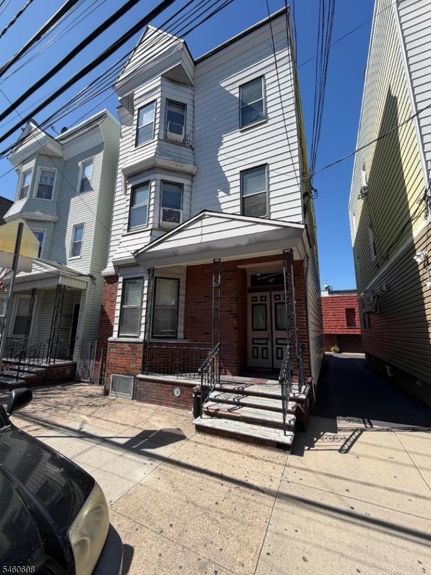 76 Ann Street Newark NJ 07105