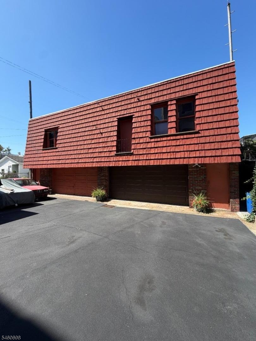 76 Ann Street Newark NJ 07105
