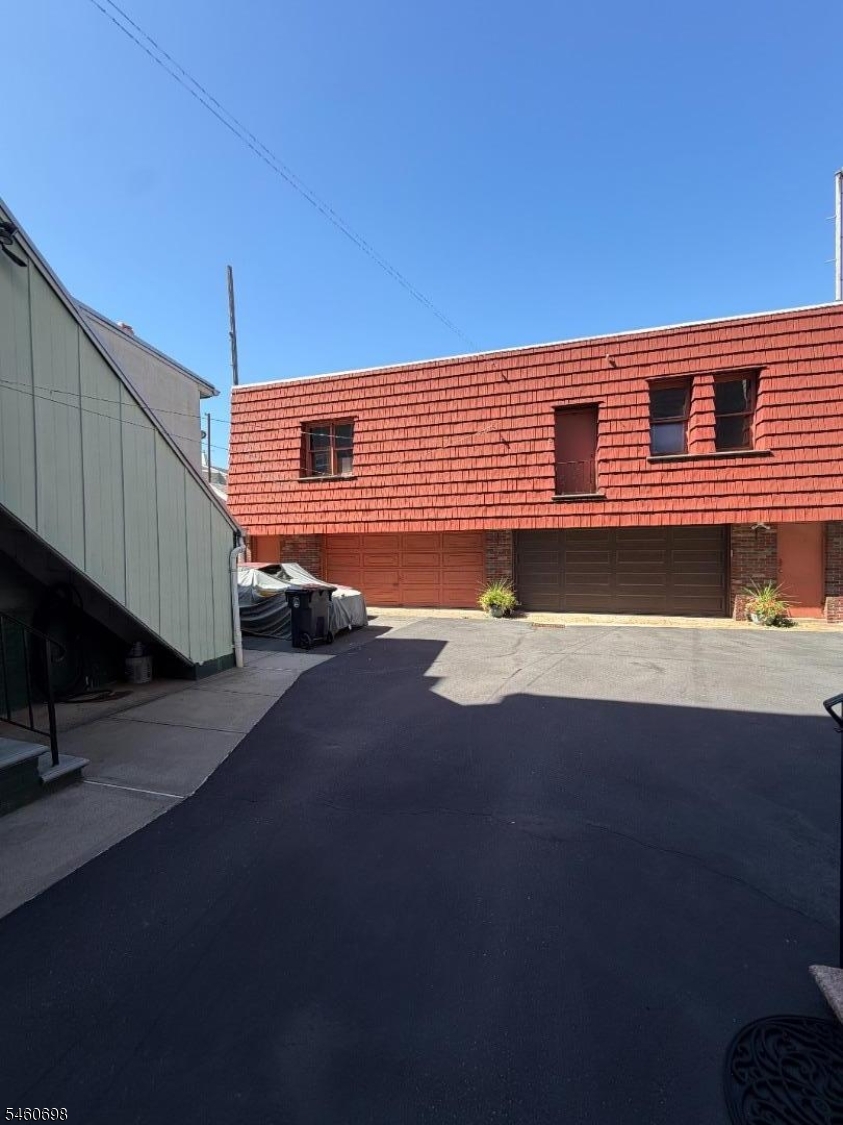 76 Ann Street Newark NJ 07105