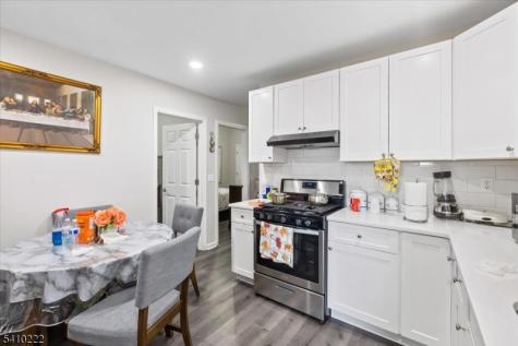 164 Parker Street Newark NJ 07104