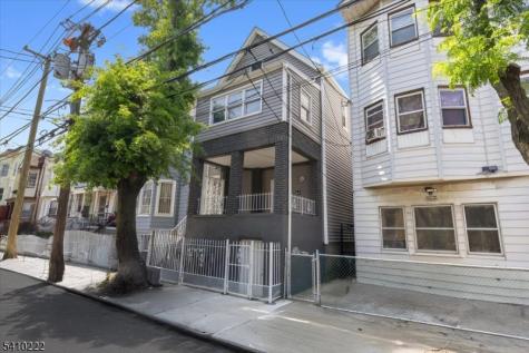 164 Parker Street Newark NJ 07104