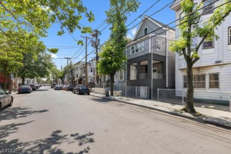 164 Parker Street Newark NJ 07104