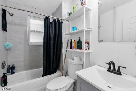 9 Lindsley Place East Orange NJ 07018