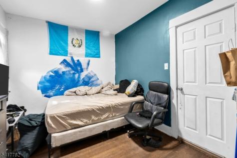9 Lindsley Place East Orange NJ 07018