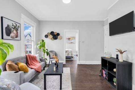 9 Lindsley Place East Orange NJ 07018