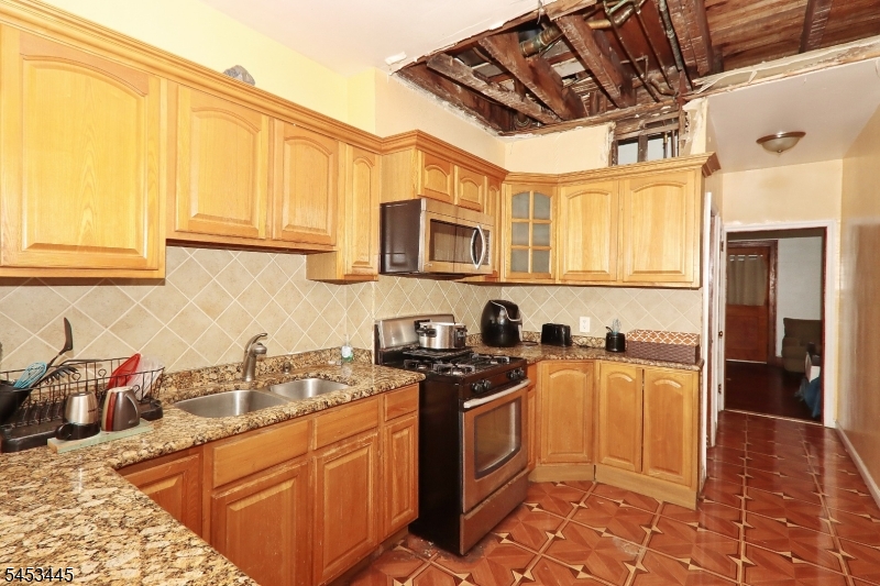 115 Florence Avenue Irvington NJ 07111