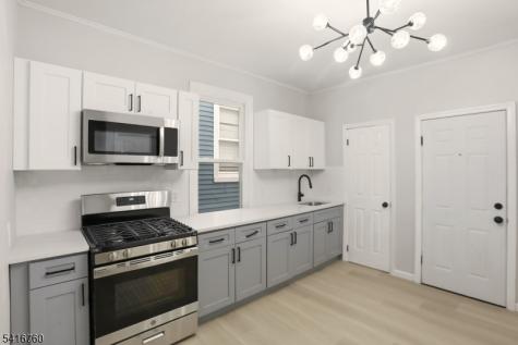 23 Highland Terrace Irvington NJ 07111