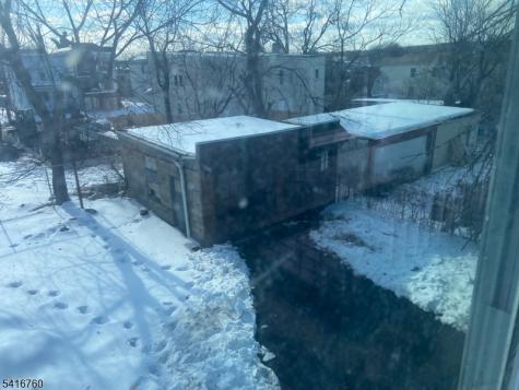 23 Highland Terrace Irvington NJ 07111