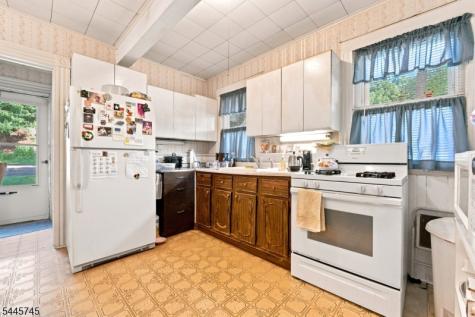 60 Martin Road Verona NJ 07044