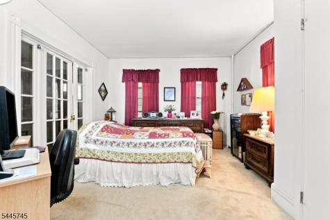 60 Martin Road Verona NJ 07044