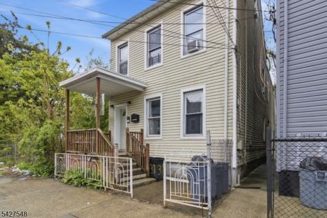31 Hillman Street Paterson NJ 07522