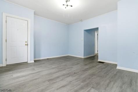 31 Hillman Street Paterson NJ 07522