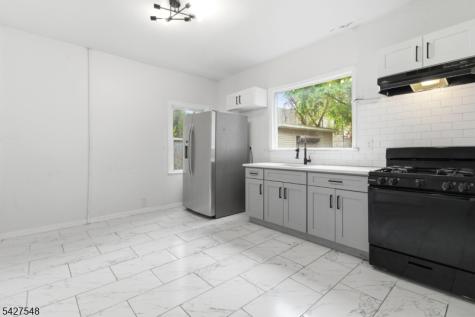 31 Hillman Street Paterson NJ 07522