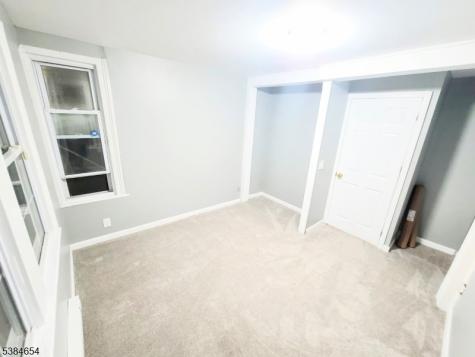 94 Dodd Street East Orange NJ 07017