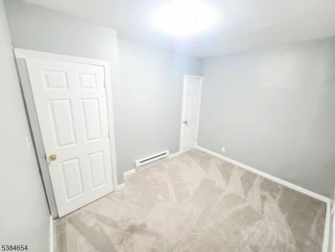 94 Dodd Street East Orange NJ 07017