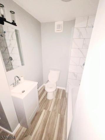 94 Dodd Street East Orange NJ 07017