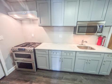442 Bordentown Avenue South Amboy NJ 08879