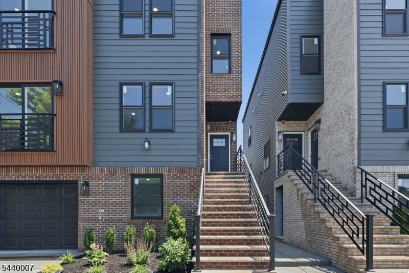 432 S 10th Street Newark NJ 07103