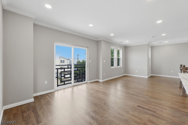 432 S 10th Street Newark NJ 07103