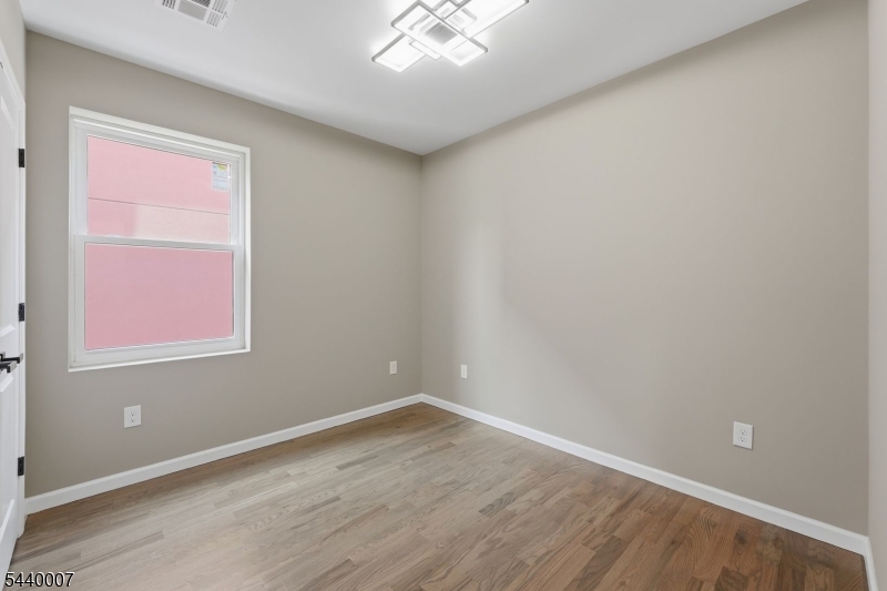 432 S 10th Street Newark NJ 07103