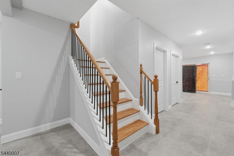 432 S 10th Street Newark NJ 07103