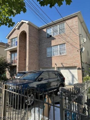89 Hawthorne Avenue Newark NJ 07112