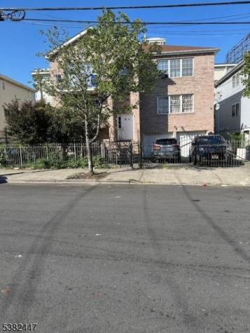 89 Hawthorne Avenue Newark NJ 07112