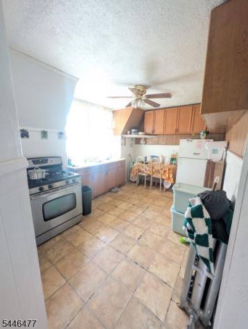 117 Carnegie Avenue East Orange NJ 07018