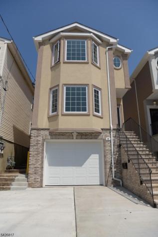28 Davis Street Harrison NJ 07029