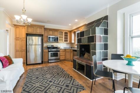 11 Mountainview Place Montclair NJ 07042